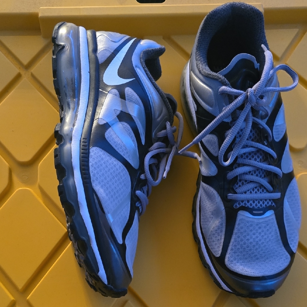 Nike Gray and Black Sneakers